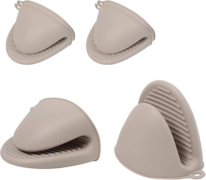 Silicone Oven Mitts Heat Resistant 3 Pair Mini Pot Pinch Grip- ChufanMomsil Short Cute Pot Holders Sets for Kitchen, Air Fryer, Baking, Small Silicone Rubber Oven Gloves Mittens, Khaki