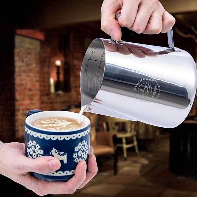 Milk Frothing Pitcher 32oz,Espresso Steaming Pitchers 900ml,Espresso Machine Accessories,Milk Frother Cup 32 Oz,Coffee Cappuccino Latte Art,Stainless Steel Jug
