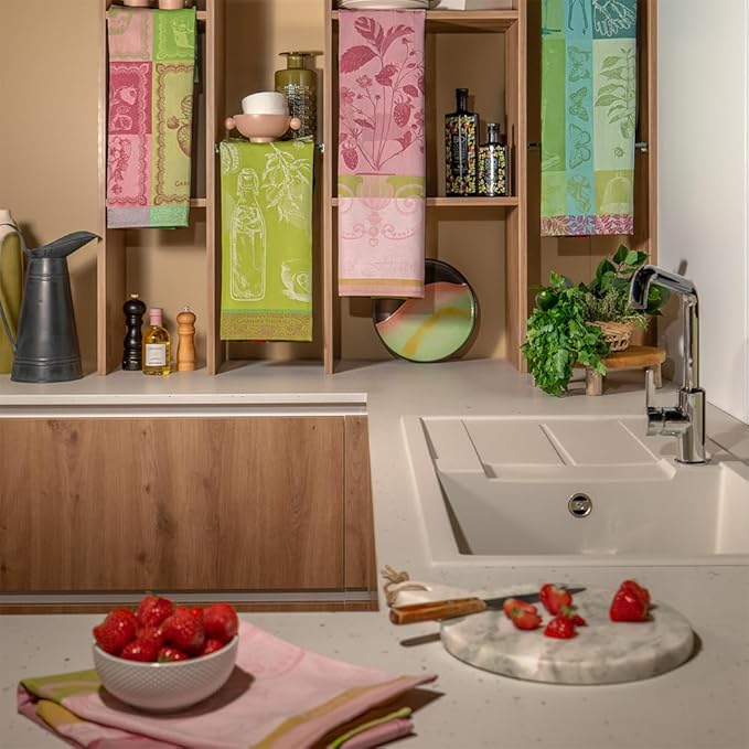 Garnier Thiebaut Champagne Des Fees Mousse (Fairy Champagne) French Kitchen Towel 22"x30", Cotton, Jacquard