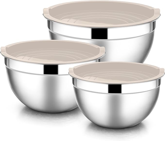 E-far Mixing Bowls with Lids, 6-Piece Stainless Steel Salad Bowls Metal Nesting Bowls for Baking Cooking and Prepping, Airtight Lids & Stackable Design, Size 4.5, 3, 1.5 QT (Khaki)