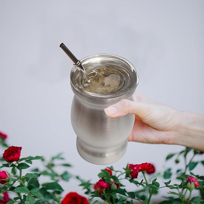 Beruth Bombilla Yerba Mate Gourd, 8oz Stainless Steel Tea Cup Set with Lid, Two Straws and Cleaning Brushes, Double Walled Coffee Mug Heat Insulation Anti Scalding （Bright Silver）