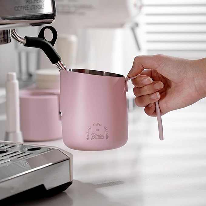 Milk Frothing Pitcher 750ML - Espresso Steaming Pitcher with Large Handle and V-Spout,Stainless Steel Milk Frothing Cup for Cappuccino, Latte Art,Coffee Machine Accessories