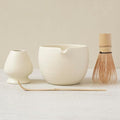 WENSHUO Matcha Whisk Set, Ceramic Matcha Bowl & Whisk Holder, Bamboo Accessory, Modern Design (Matte Crème, Pouring Spout)