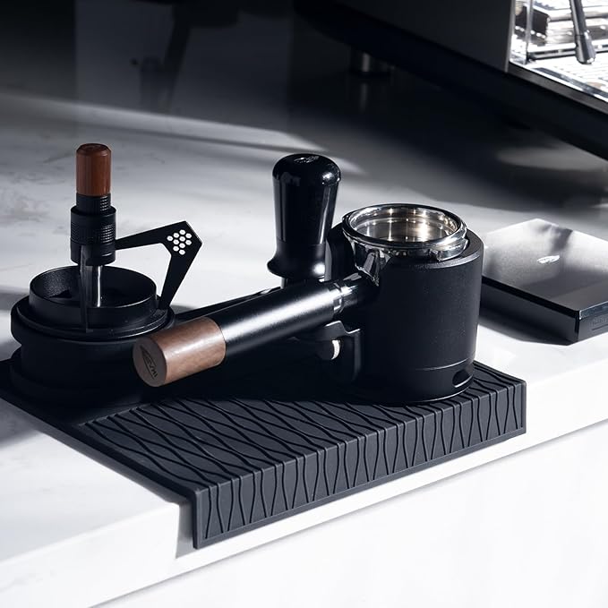 IKAPE 58MM Bottomless Naked Portafilter Black, Compatible with E61, Flair 58, ECM, Rocket, Sanremo, Synesso, Slayer, VBM Coffee Machines (Included 20g Capacity Filter Basket)