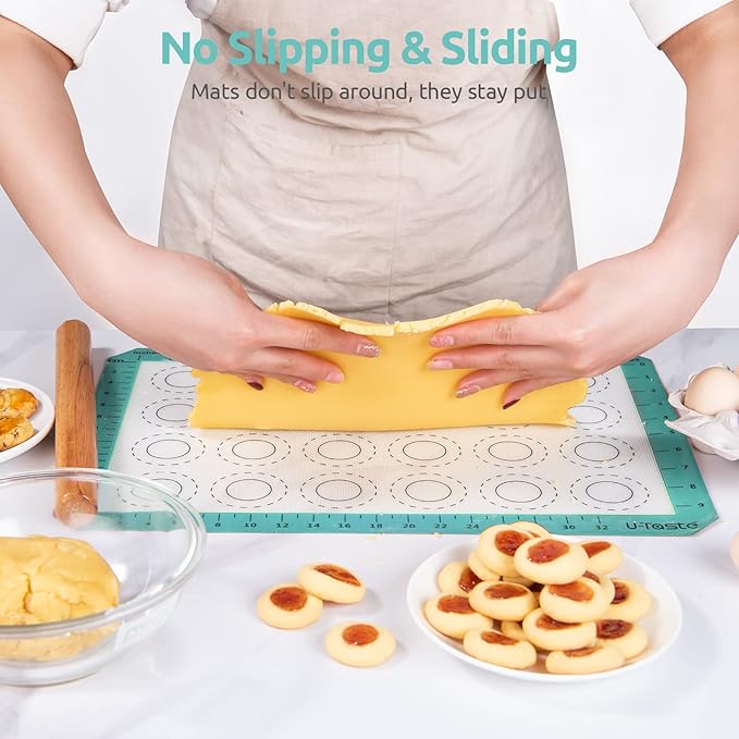 U-Taste 446ºF Heat Resistant Macaron Silicone Baking Mat, Non Stick Reusable Cookies Pastry Sheet Liner with Edge Enhancement Circle Measurement (Half Sheets Size, Pack of 2, Aqua Sky)