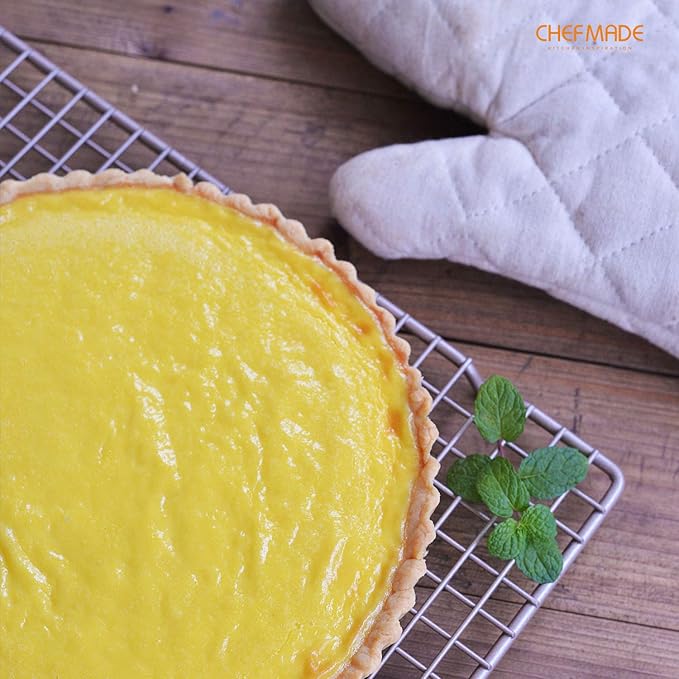 CHEFMADE 9.5-Inch Round Tart Pan with Removable Loose Bottom, Non-Stick Carbon Steel Quiche Pan for Oven Baking (Champagne Gold)