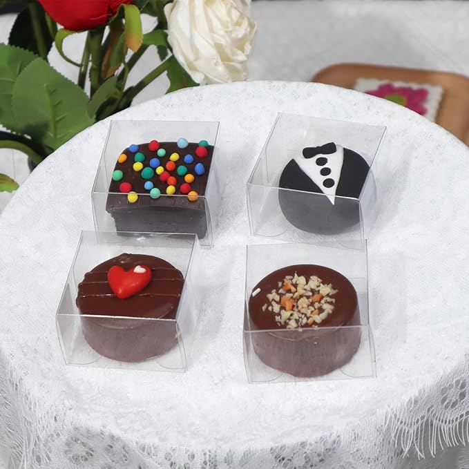 100 Pack Clear Chocolate Covered Ore Boxes Macaron Boxes Cookies Boxes Clear Favor Boxes Treat Boxes Pastry Boxes for Christmas Party Birthday Wedding(2.17"×2.17"×1.39")