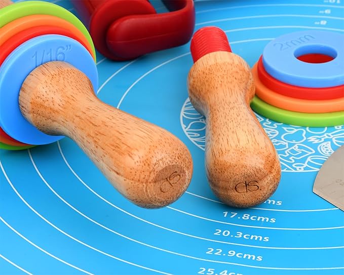 Rolling Pin with 4 Adjustable Thickness Rings and Long Handle 13.6 Inch Wooden Dough Roller for Baking, Dough, Cookie, Cake, Fondant, Pizza and Pie Crust