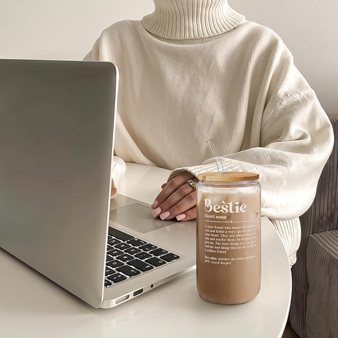 SANDJEST Best Friend Glass Can, Besties Definition Cup with Lid & Straw, Iced Coffee Aesthetic Cups, Gift for Christmas Birthday Mother Day, Gifts for Women Friends Sisters, 16oz