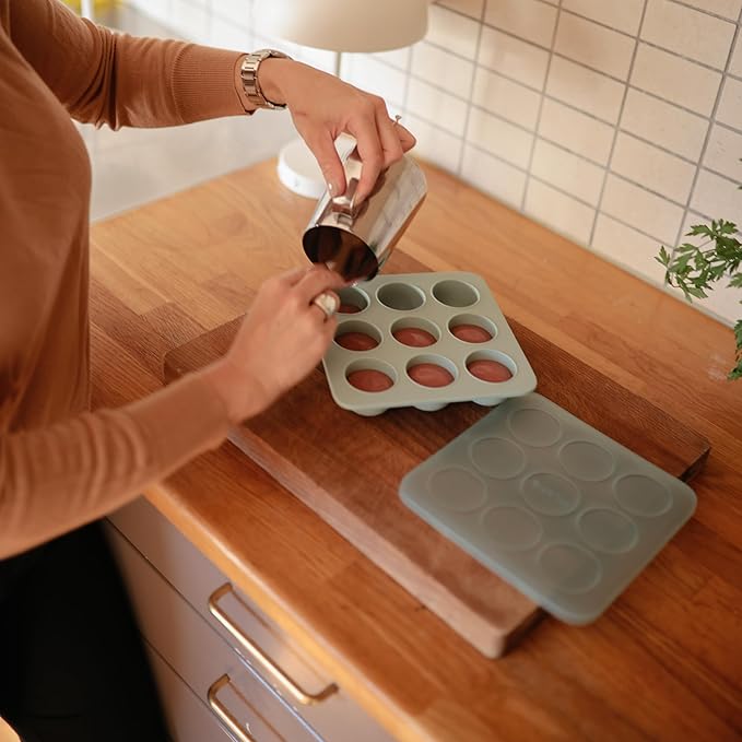 mushie Silicone Baby Food Freezer Tray with Lid | 9 Cups x 1.5oz | BPA Free Storage Container (Blush)