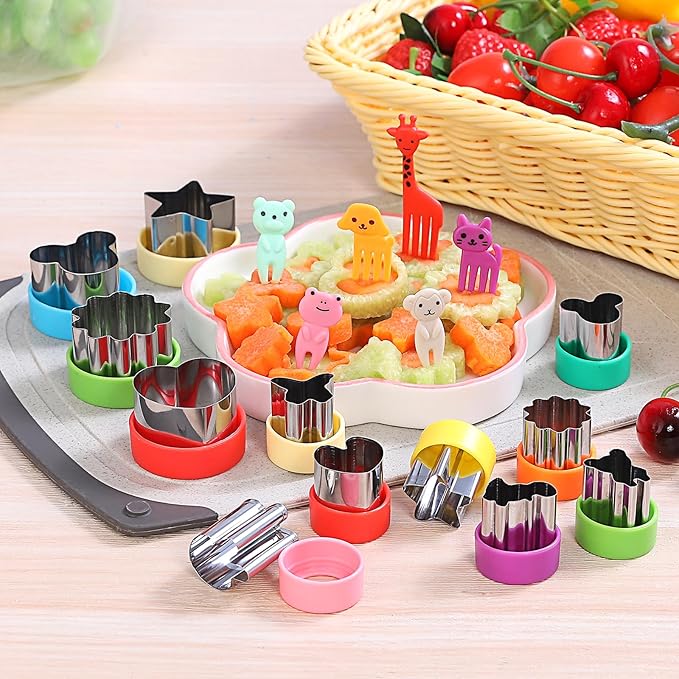 30 Pcs Sandwich Cutter and Sealer Set, Sandwich Cutters for Kids Lunch, Decruster Sandwich Maker,Vegetable Cutter Shapes,Bread Cookie Cutters for Kids Lunchbox and Bento Box