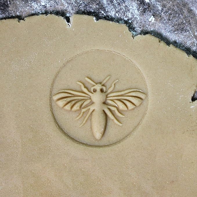 Wood Cookie Stamp, 2.5 Inch (Honeybee CS-024)