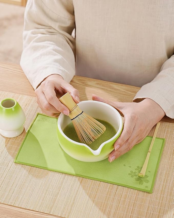 ZENS Matcha Whisk Set, 15oz Hand-Glazed Matcha Bowl with Spout and Bamboo Whisk, Whisk Holder (Chasen), Scoop & Tea Towel, 5pcs Matcha Tea Set Gift for Matcha Ceremony, Green