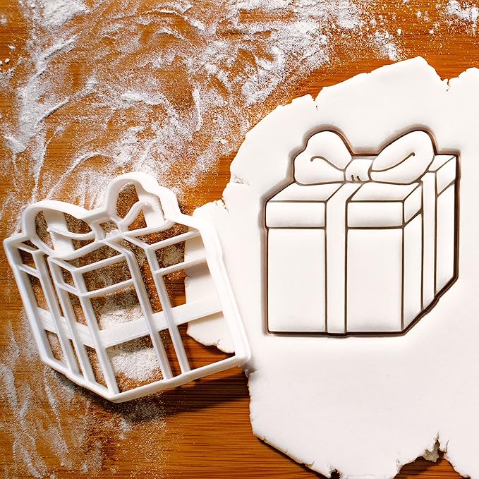 Present Cookie Cutter, 1 piece - Bakerlogy